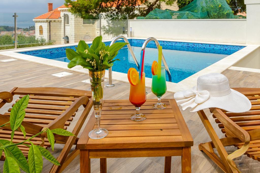 Tandem Apartments With Swimming Pool Cavtat Exterior photo