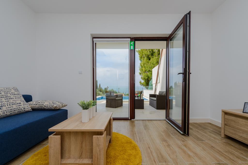 Tandem Apartments With Swimming Pool Cavtat Exterior photo